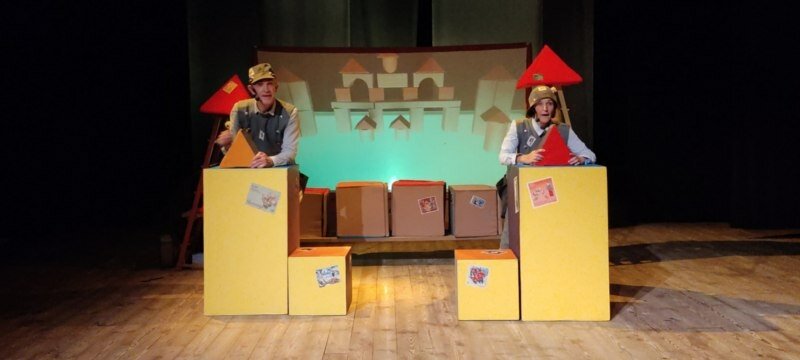 Teatras „Avilys“ kviečia į spektaklį „Džiugena ir Rūgena“!