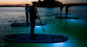 Naktinis irklenčių turas Gėlos ežere