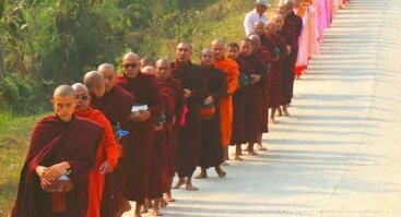 Susitikimas su budistų vienuoliu, ThaBarWa centro įkūrėju ir vadovu Sayadaw Ashin Ottamasara