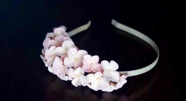 Gėlių lipdymas iš savaime stingstančio japoniško modelino