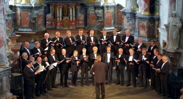 "Ąžuolų Klubo" vyrų choro koncertas Tauragės Švč. Trejybės bažnyčioje
