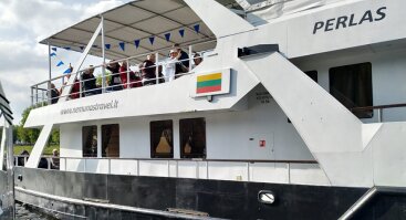 Į bardų festivalį "Akacijų alėja" keliaukite laivu PERLAS