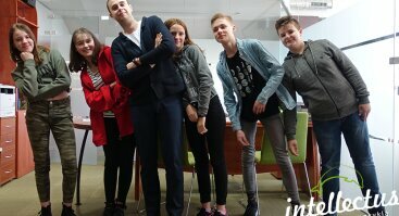 Anglų kalbos praktika moksleiviams vasarą Vilniuje