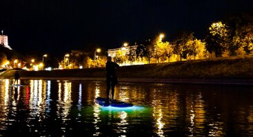 Naktinis irklenčių turas Nerimi Vilniuje 