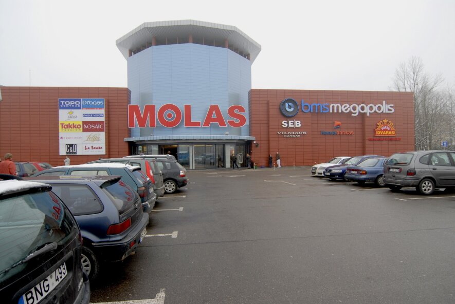 MOLAS - Prekybos ir pramogų centras