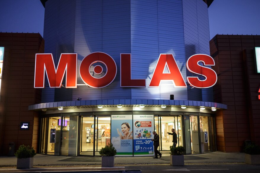 MOLAS - Prekybos ir pramogų centras